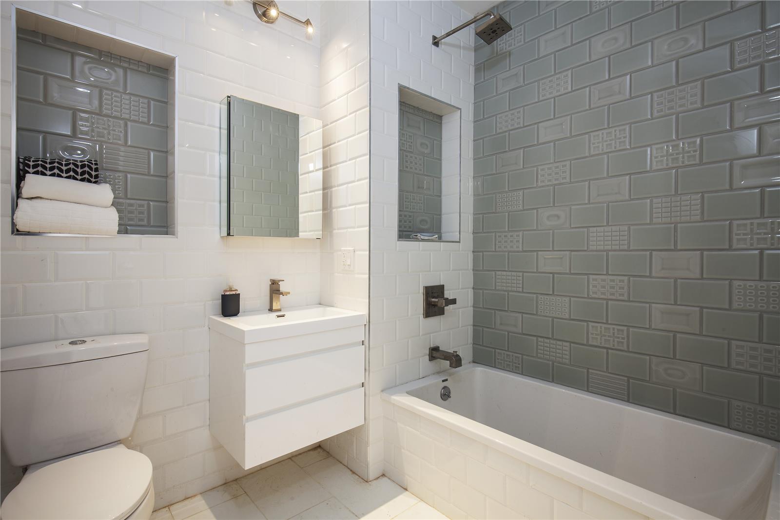 244 Franklin Avenue, #5-A