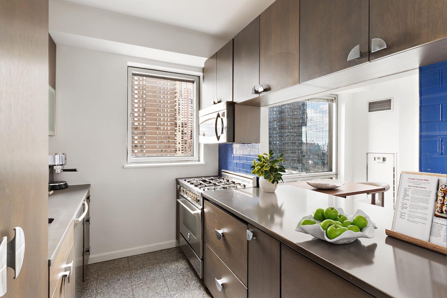 301 West 57th Street 21-A Clinton New York NY 10019