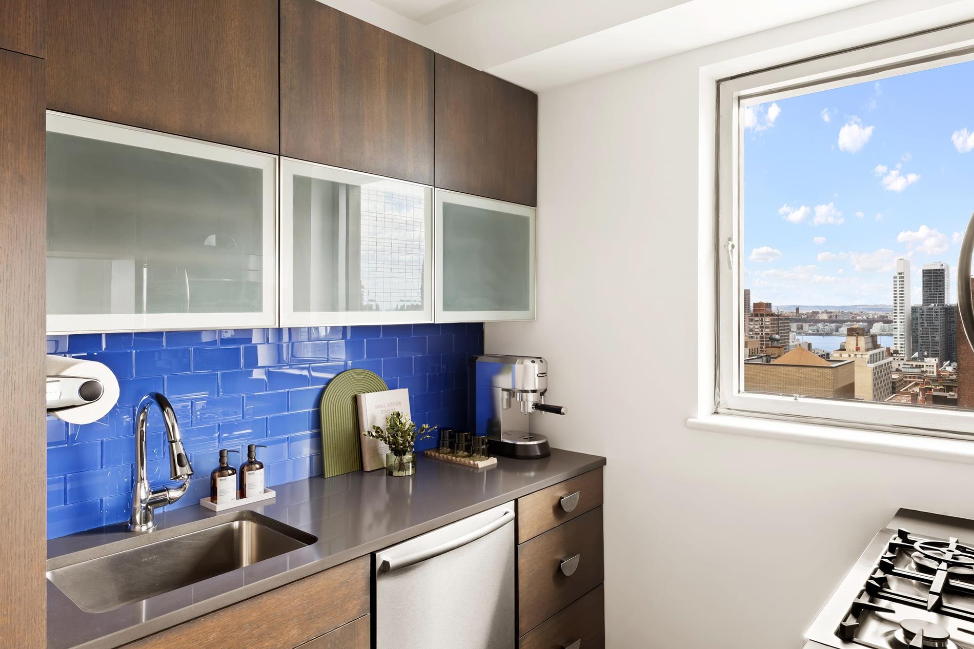 301 West 57th Street 21-A Clinton New York NY 10019