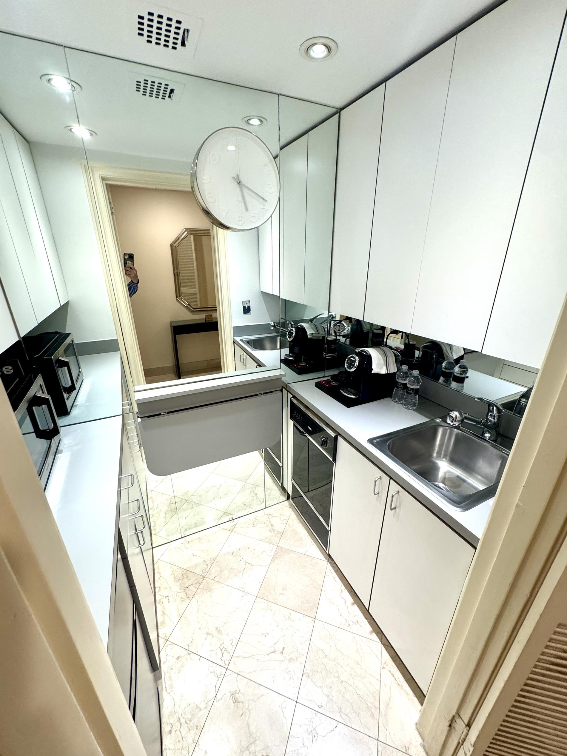 111 East 56th Street 409 Midtown East New York NY 10022