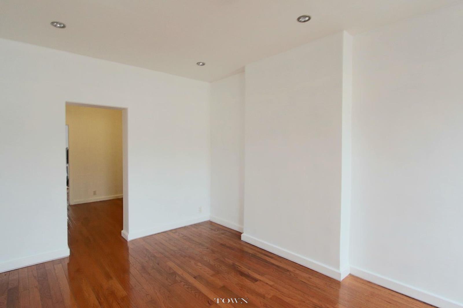 425 63rd Street, #3