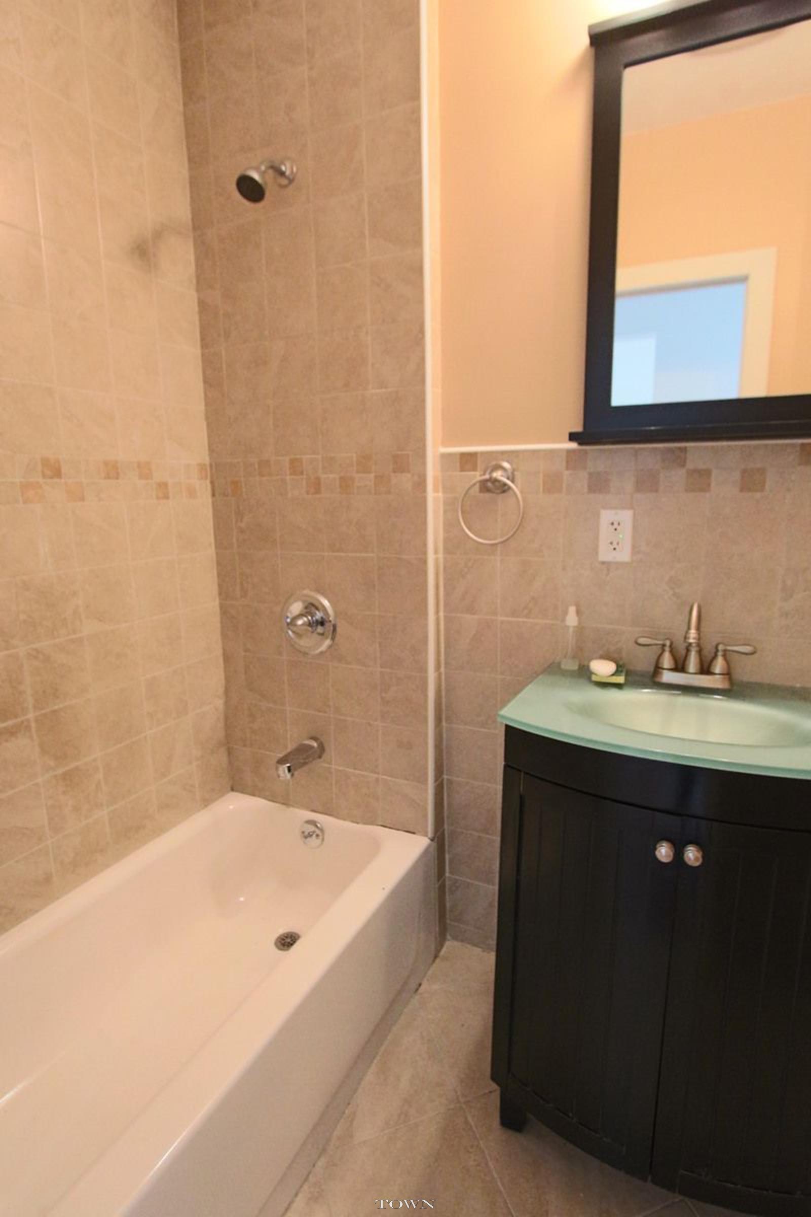 425 63rd Street, #3