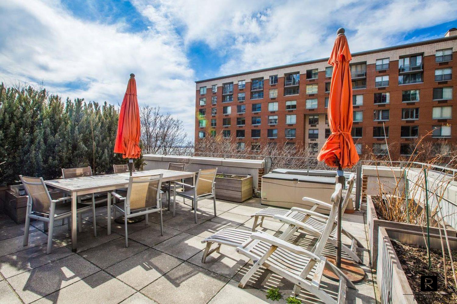 2 South End Avenue Battery Park City New York NY 10280