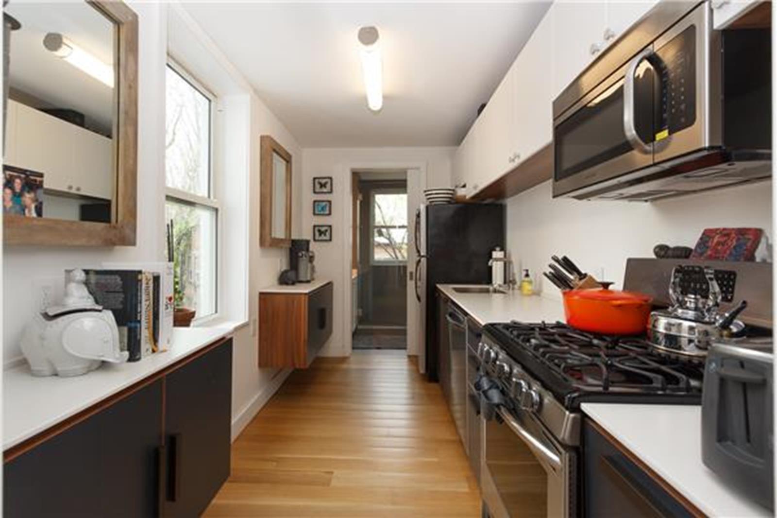 239 Bleecker Street, #2