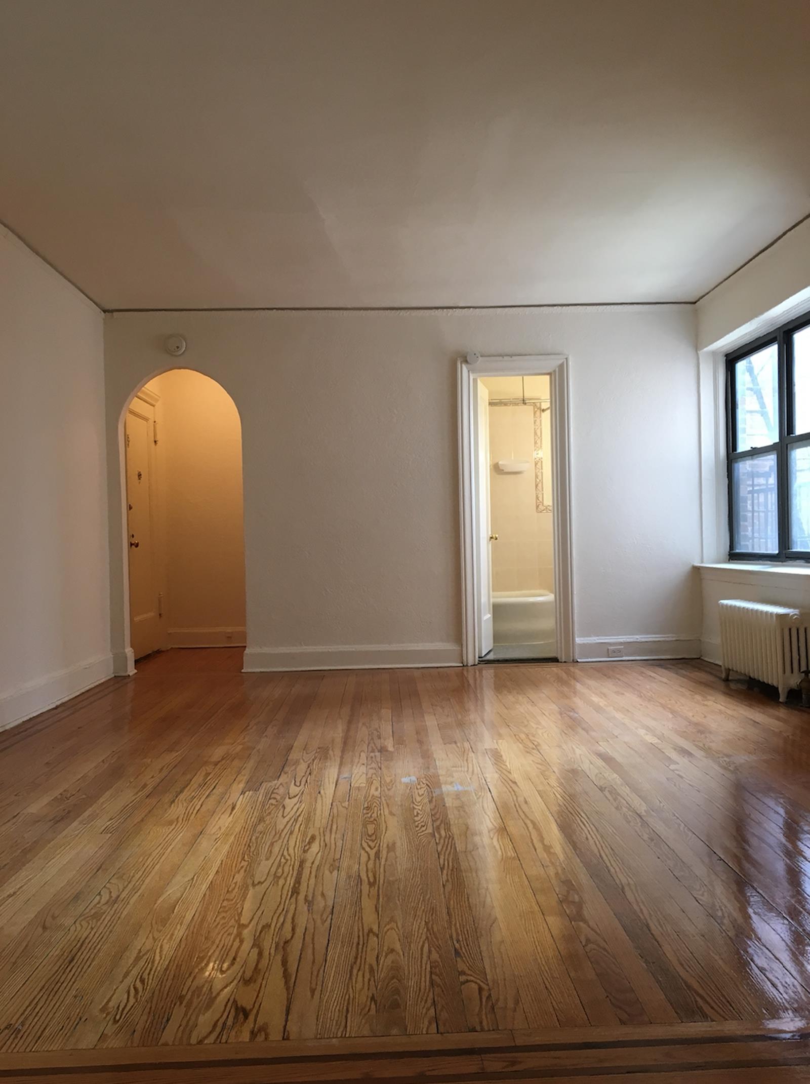 6 West Avenue Out of NYC Larchmont NY 10538
