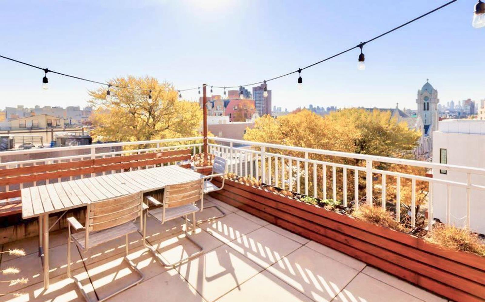117 Kingsland Avenue Williamsburg Brooklyn NY 11222