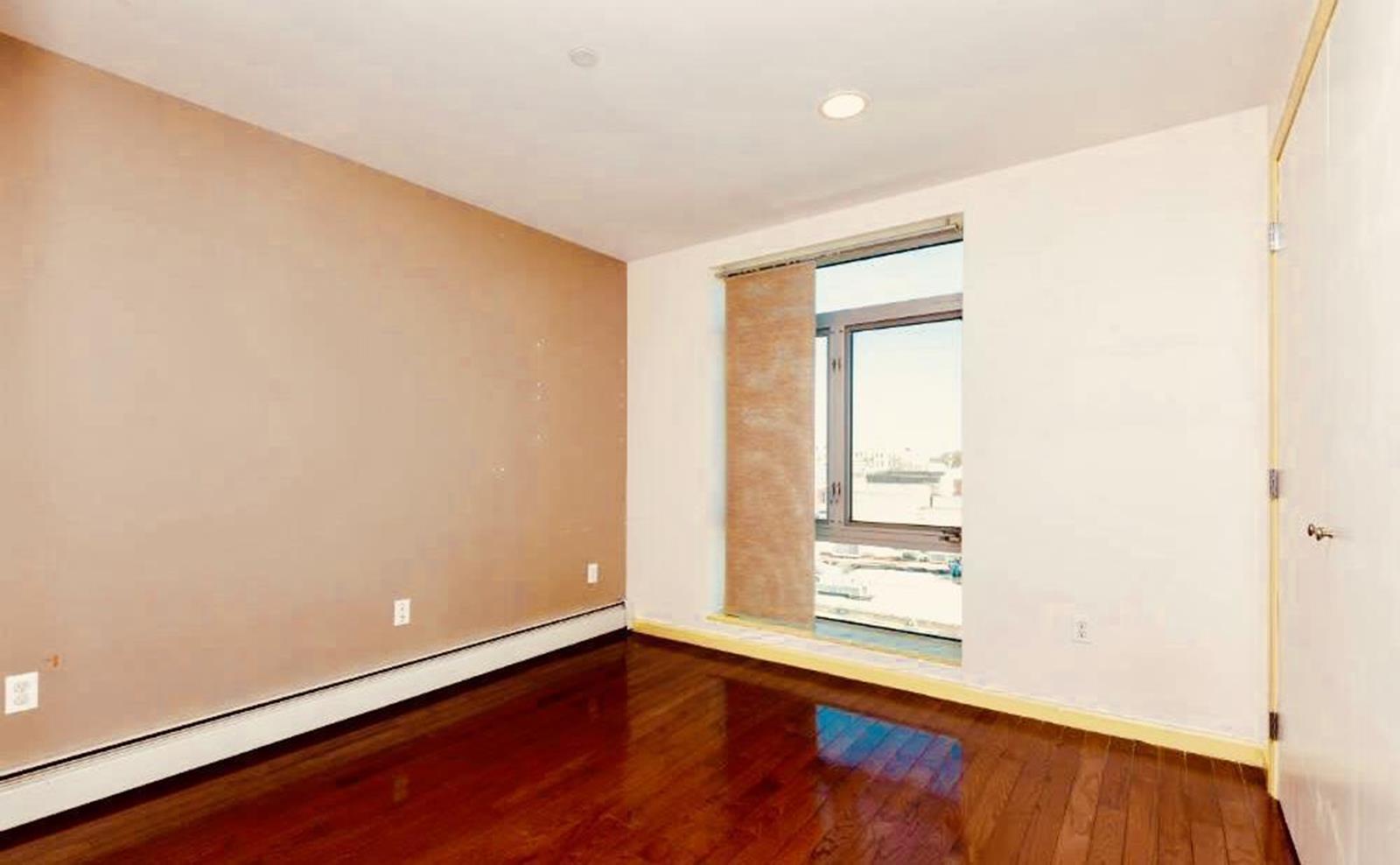 117 Kingsland Avenue Williamsburg Brooklyn NY 11222