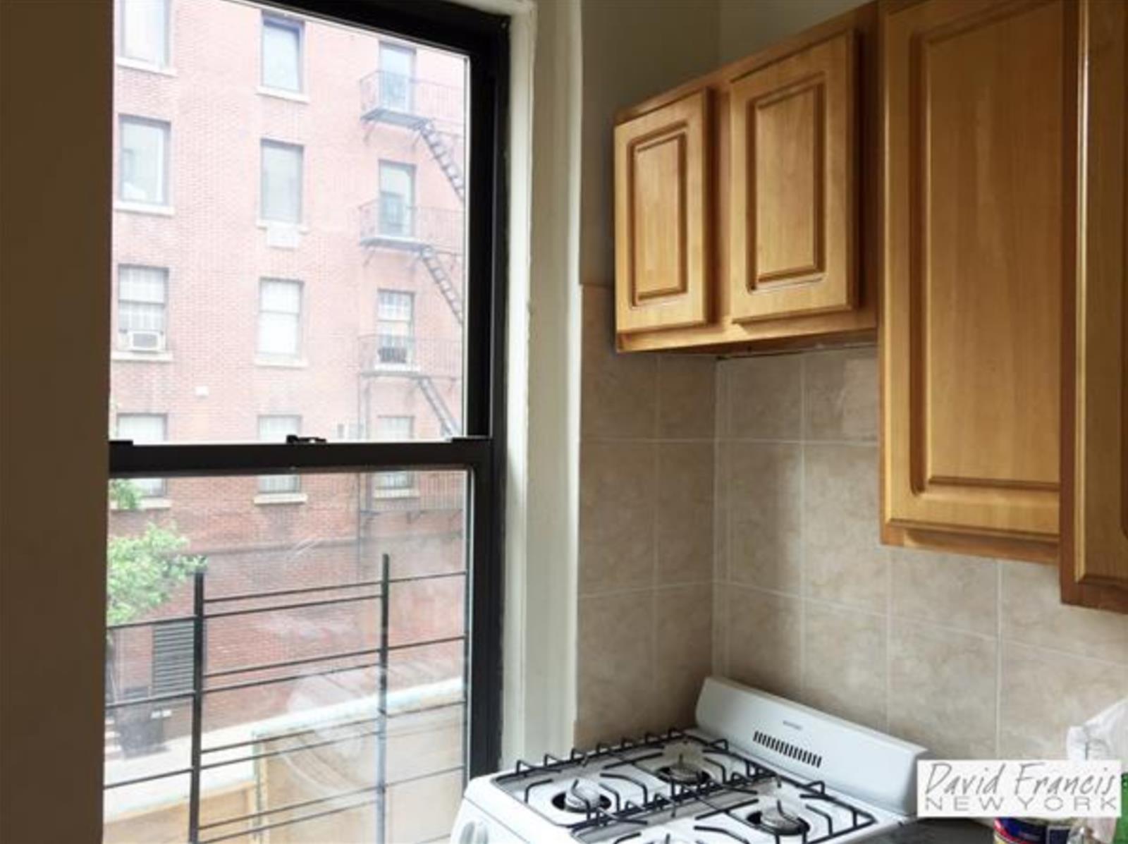 201 East 35th Street Midtown East New York NY 10016