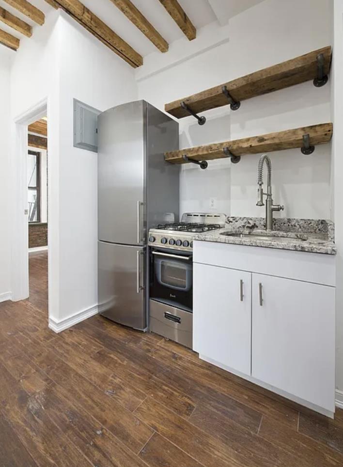 2 Forsyth Street, #8