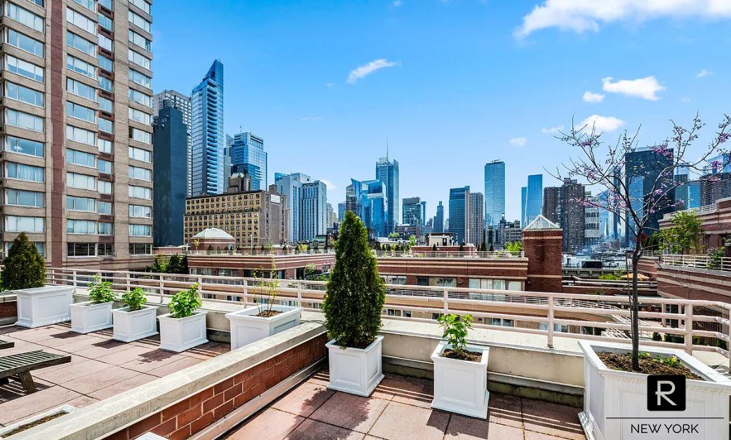 350 West 50th Street Clinton New York NY 10019