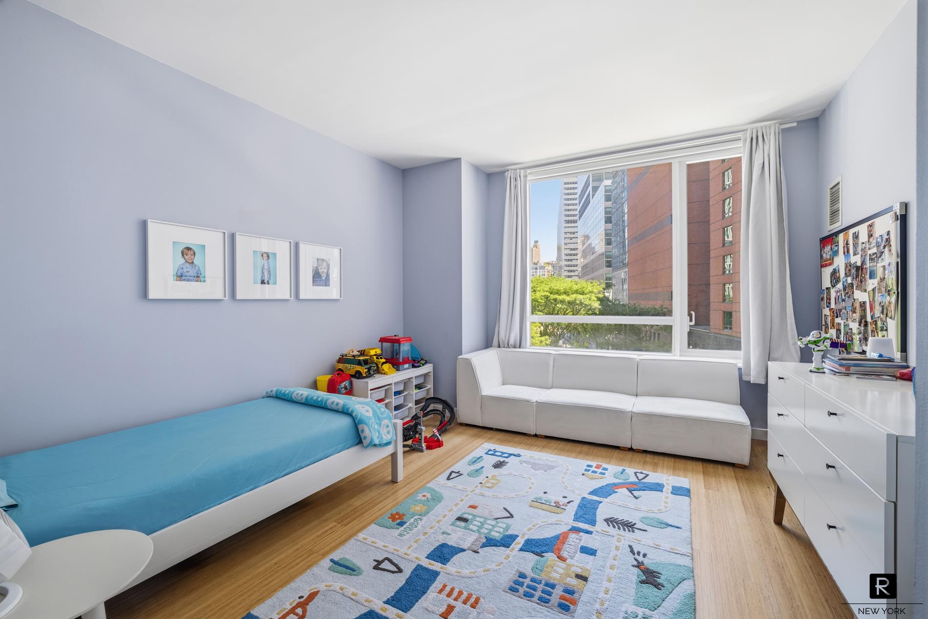 2 River Terrace 4M Battery Park City New York NY 10282