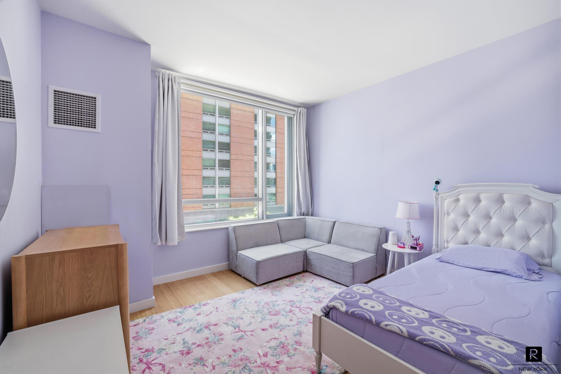 2 River Terrace 4M Battery Park City New York NY 10282
