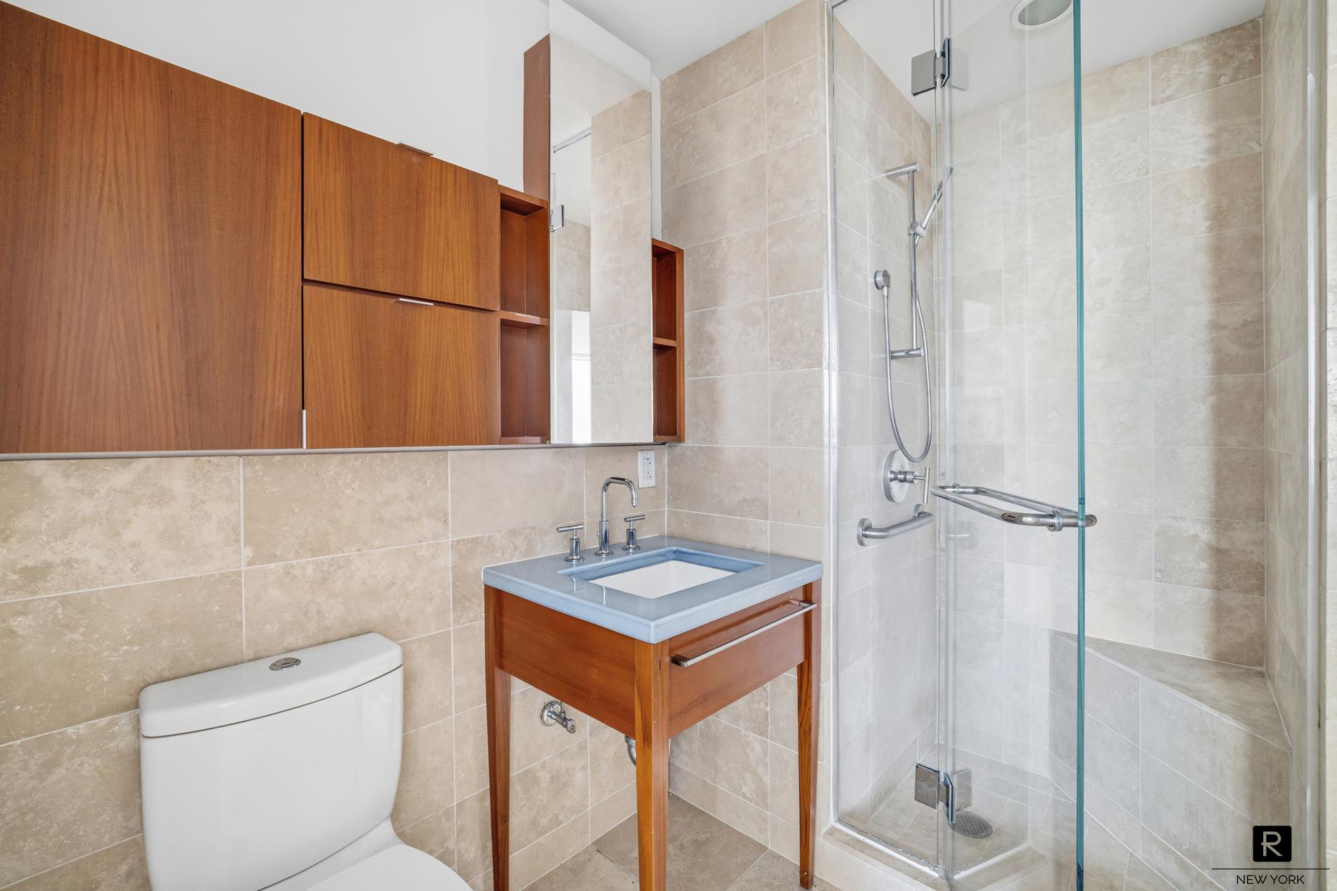 2 River Terrace 4M Battery Park City New York NY 10282