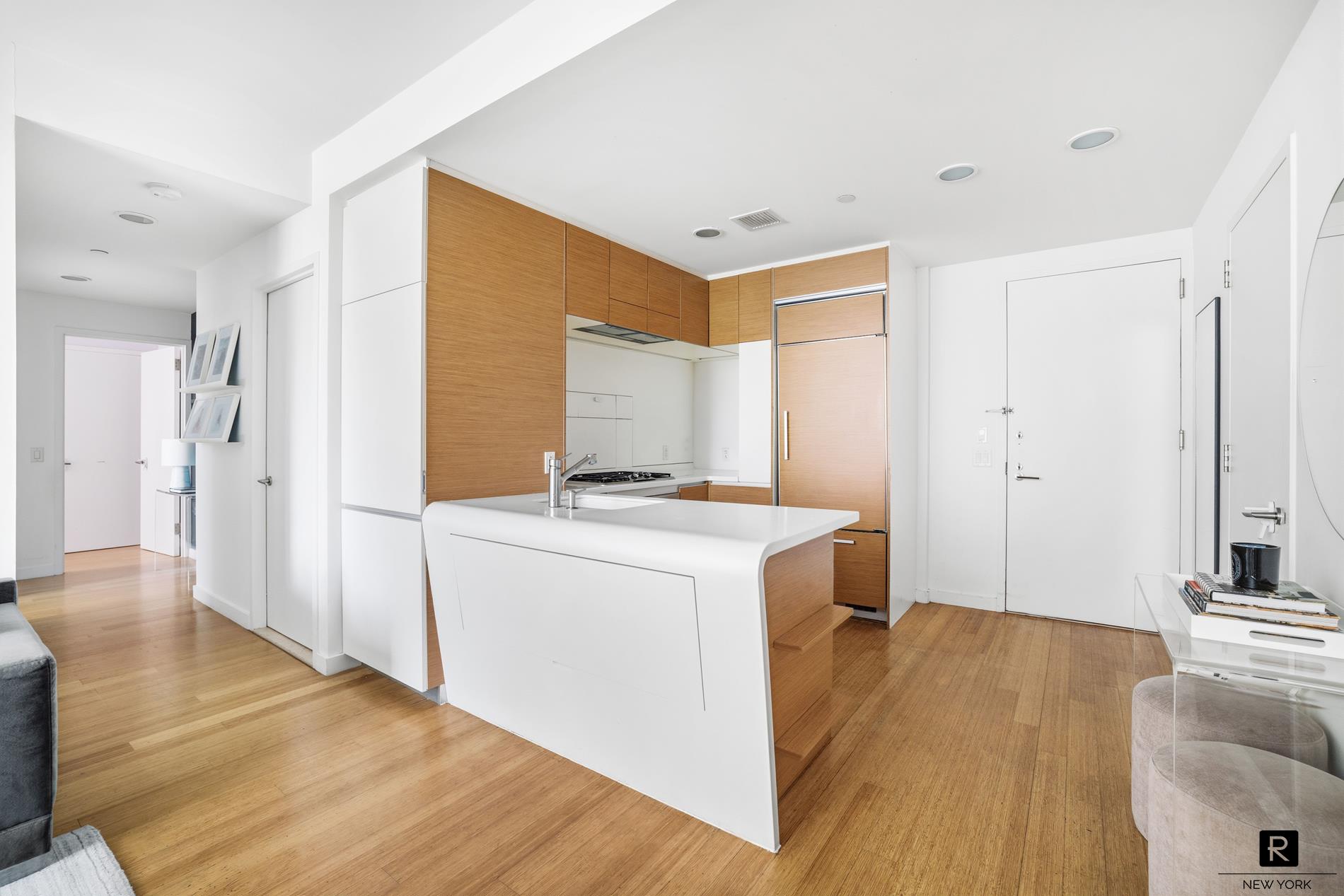 2 River Terrace 4M Battery Park City New York NY 10282