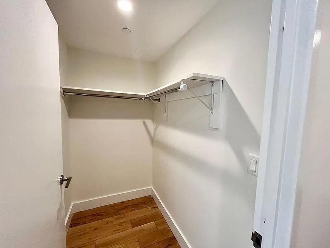 504 Myrtle Avenue 6-S Clinton Hill Brooklyn NY 11205