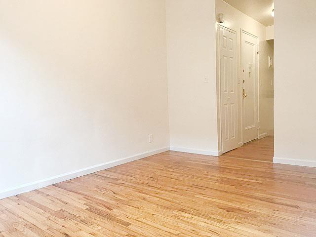 105 East 10th Street E. Greenwich Village New York NY 10003