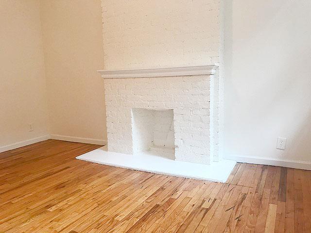 105 East 10th Street E. Greenwich Village New York NY 10003