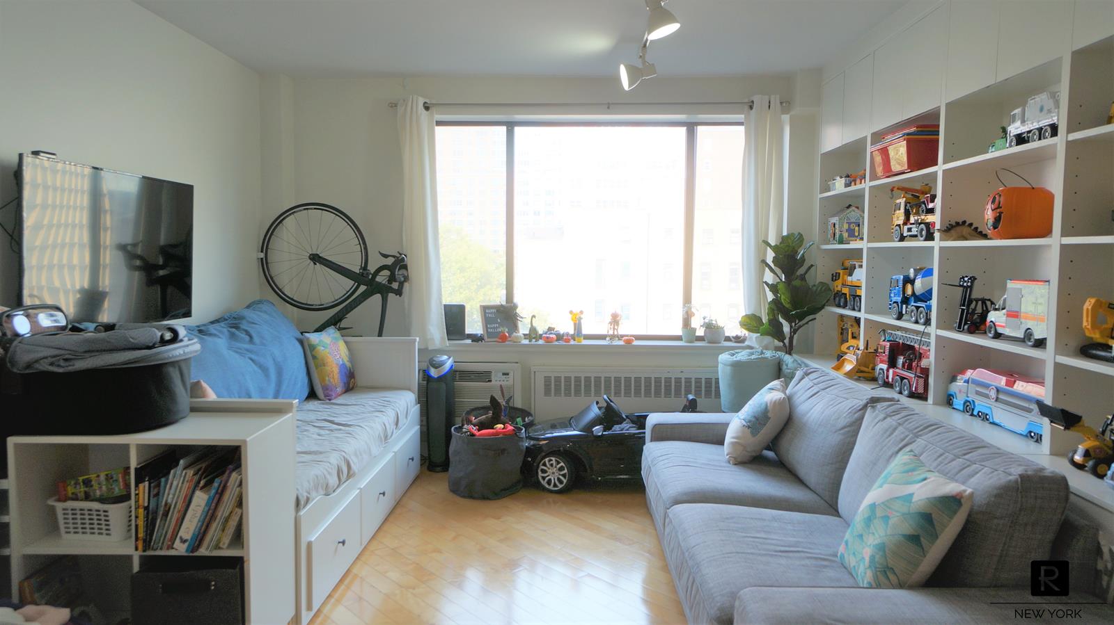 250 East 31st Street Murray Hill New York NY 10016