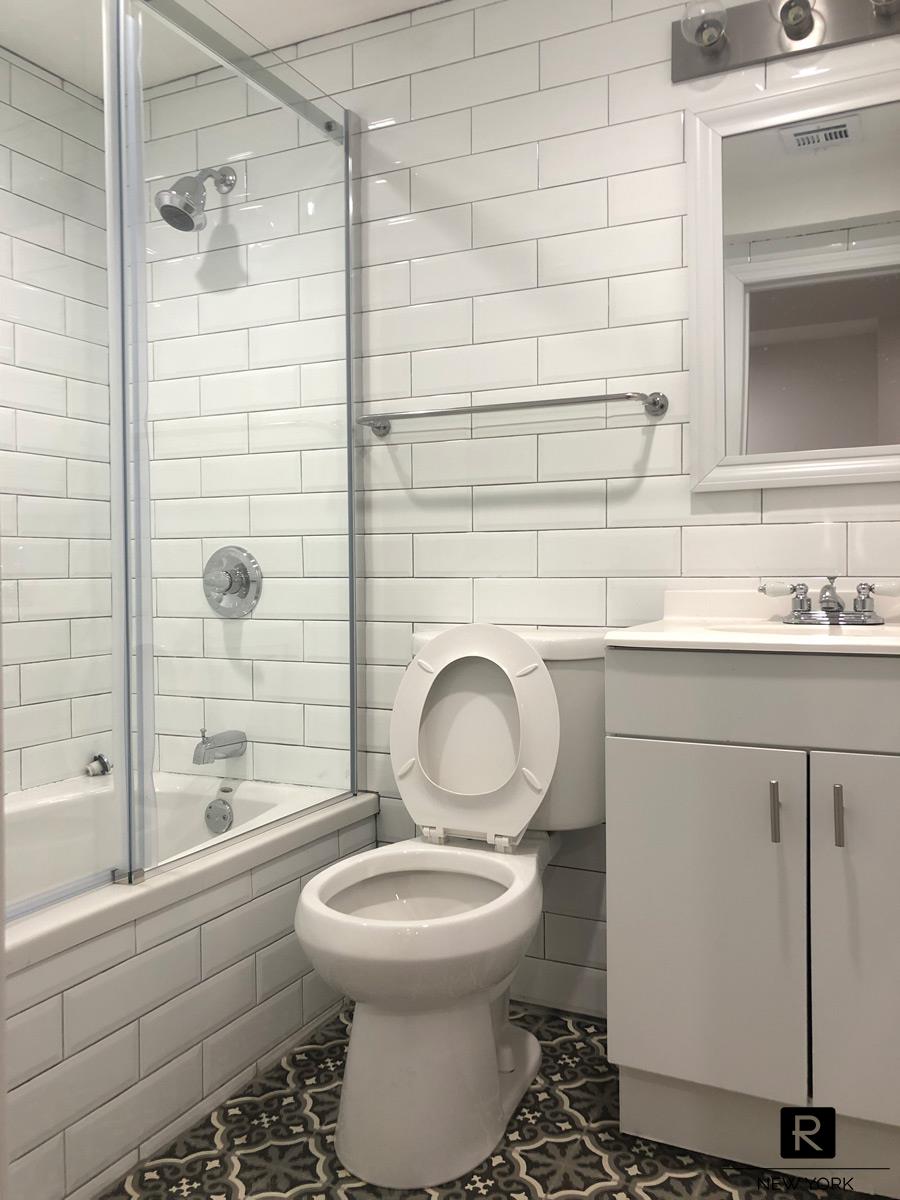 75-11 61st Street Glendale Queens NY 11385