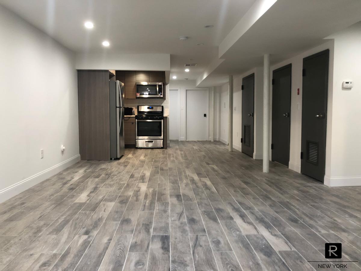 75-11 61st Street Glendale Queens NY 11385