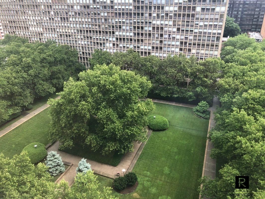 300 East 33rd Street Kips Bay New York NY 10016