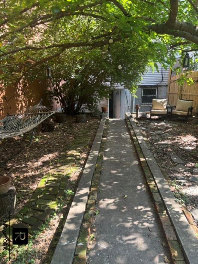 72 Clermont Avenue 1 Fort Greene Brooklyn NY 11205