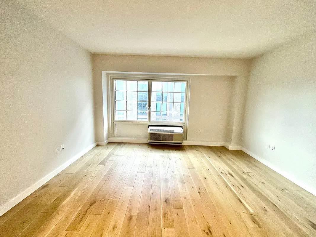 555 Waverly Avenue 6-W Clinton Hill Brooklyn NY 11238