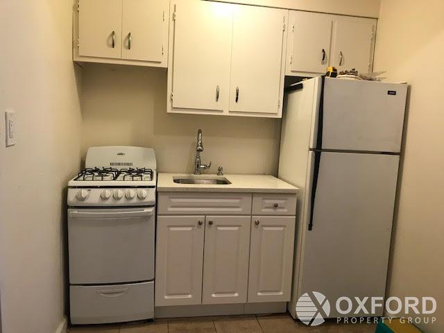 http://www.olr.com/Pictures/Interior_Photo/1840584_25f47423-1abb-4b24-94c7-54059f416277.jpg