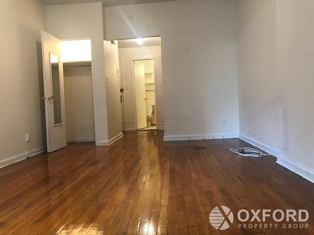 http://www.olr.com/Pictures/Interior_Photo/1840584_4574978c-5f54-4cb0-aa21-fdf6c28c1771.jpg