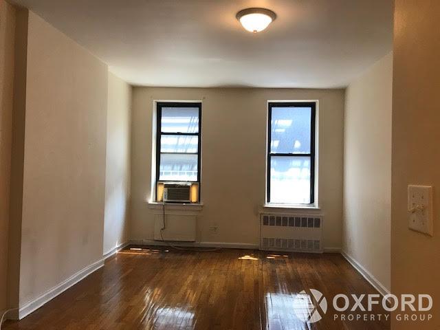 http://www.olr.com/Pictures/Interior_Photo/1840584_fe3f56c9-db2a-4b54-8b19-f6f9cce74eaf.jpg