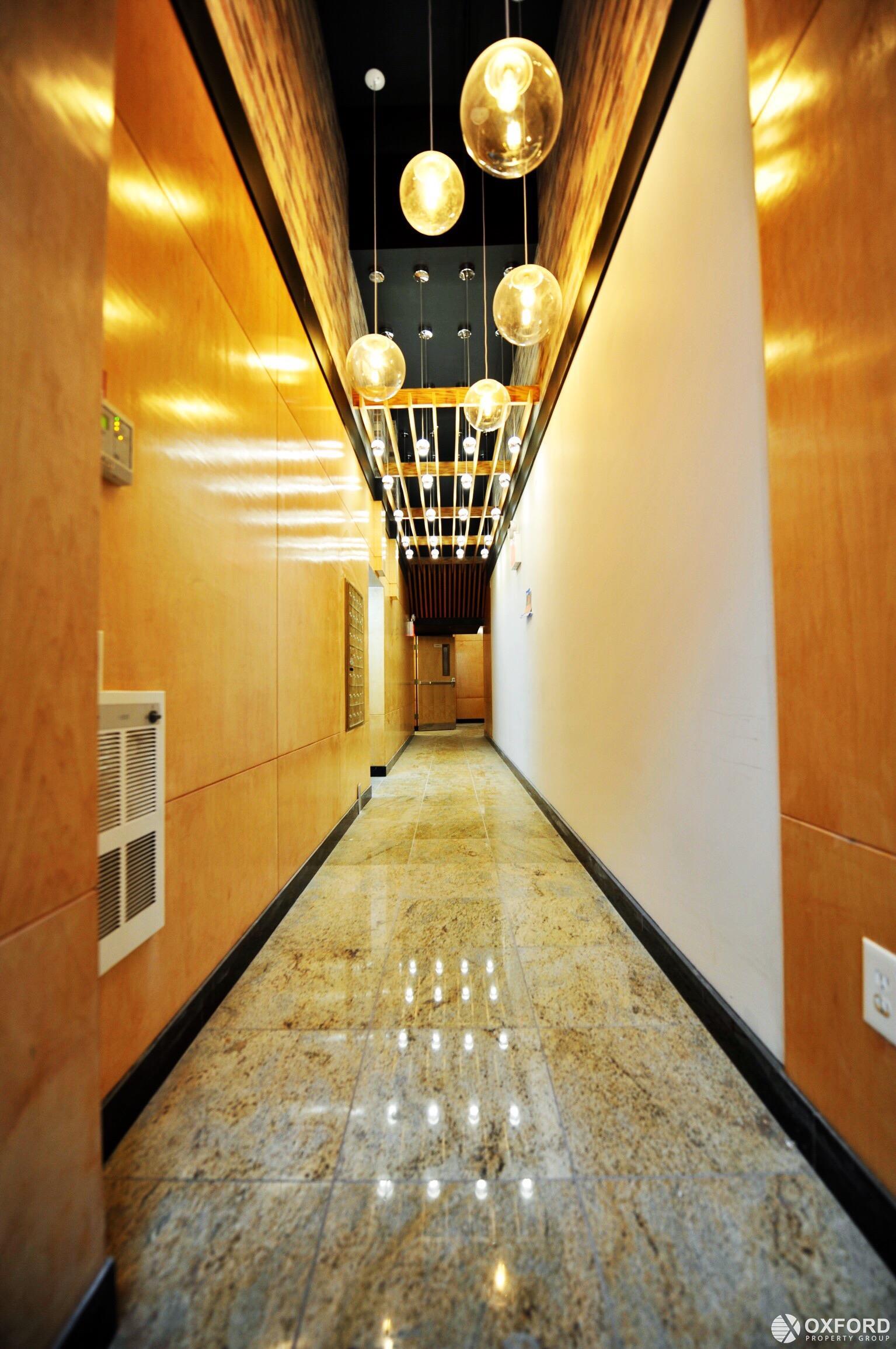 http://www.olr.com/Pictures/Interior_Photo/1845908_07186174-28bb-4160-b431-0cba339930a5.jpg