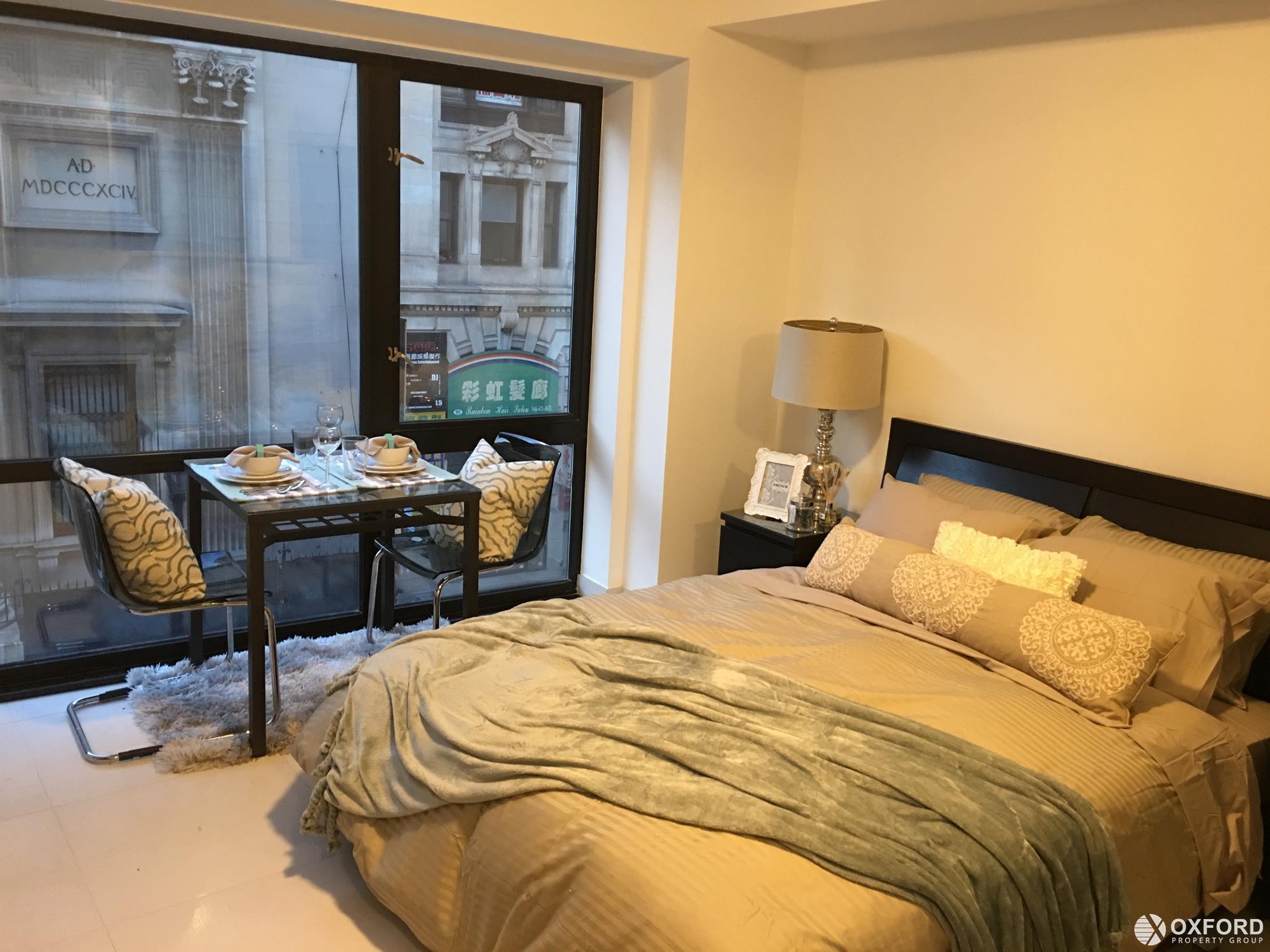 http://www.olr.com/Pictures/Interior_Photo/1845908_6eba42c9-5697-4270-ba21-a3042d9d521f.jpg