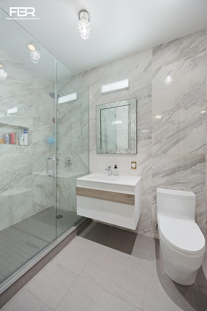 252 Seventh Avenue PH-J Chelsea New York NY 10001
