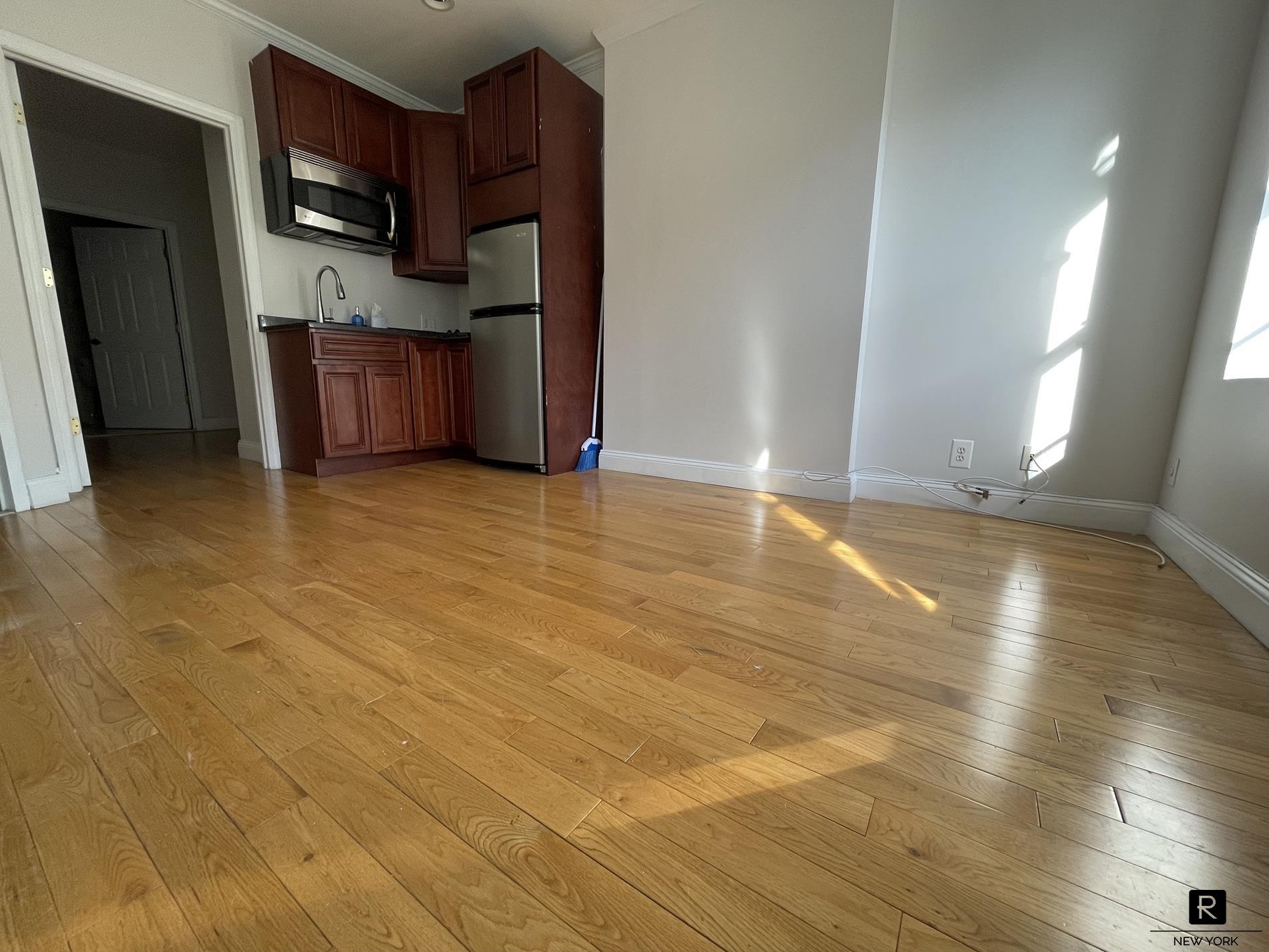 325 East 90th Street Upper East Side New York NY 10128