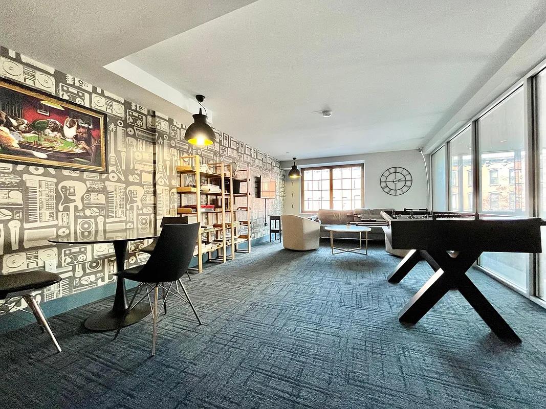 504 Myrtle Avenue 5V Clinton Hill Brooklyn NY 11205