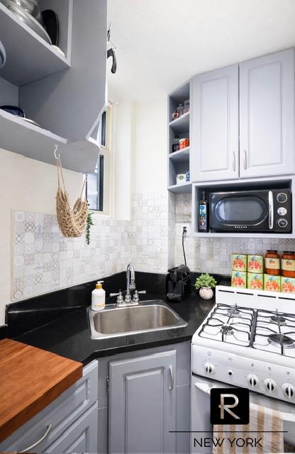 41 Jane Street W. Greenwich Village New York NY 10014