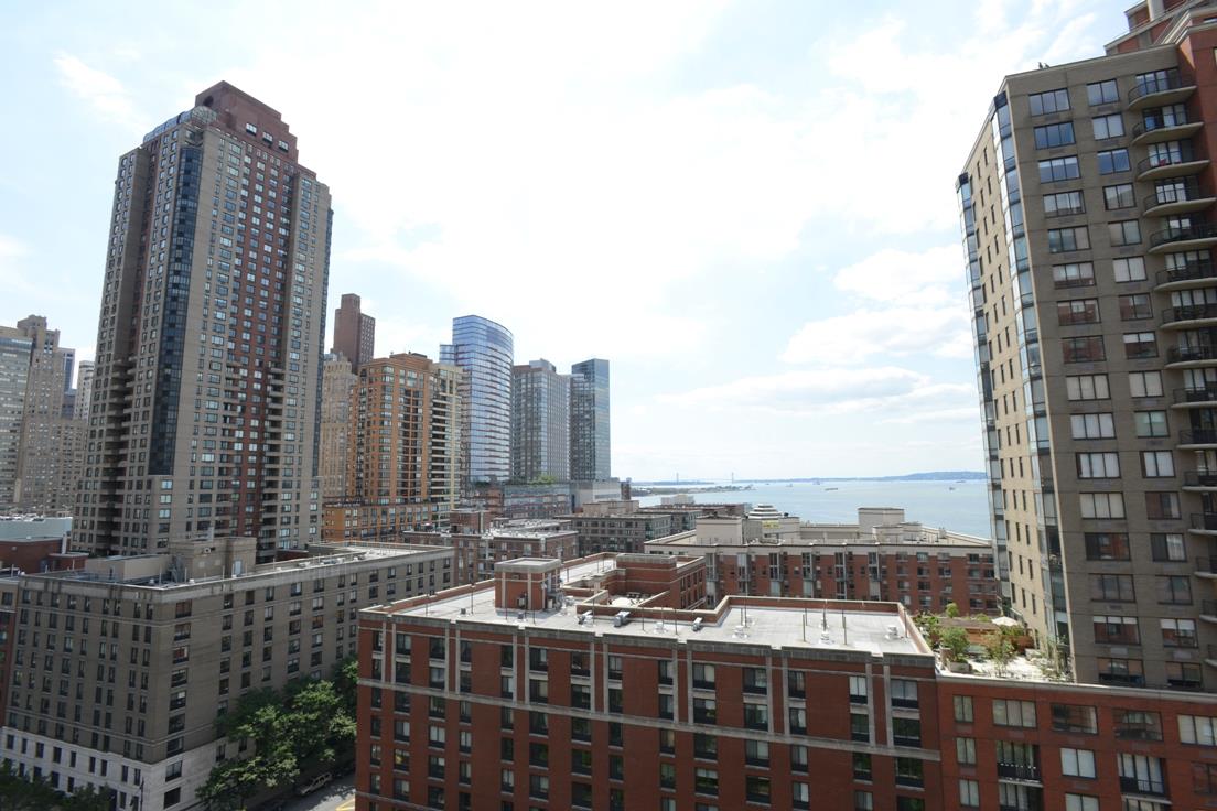 333 Rector Place PH-5S Battery Park City New York NY 10280