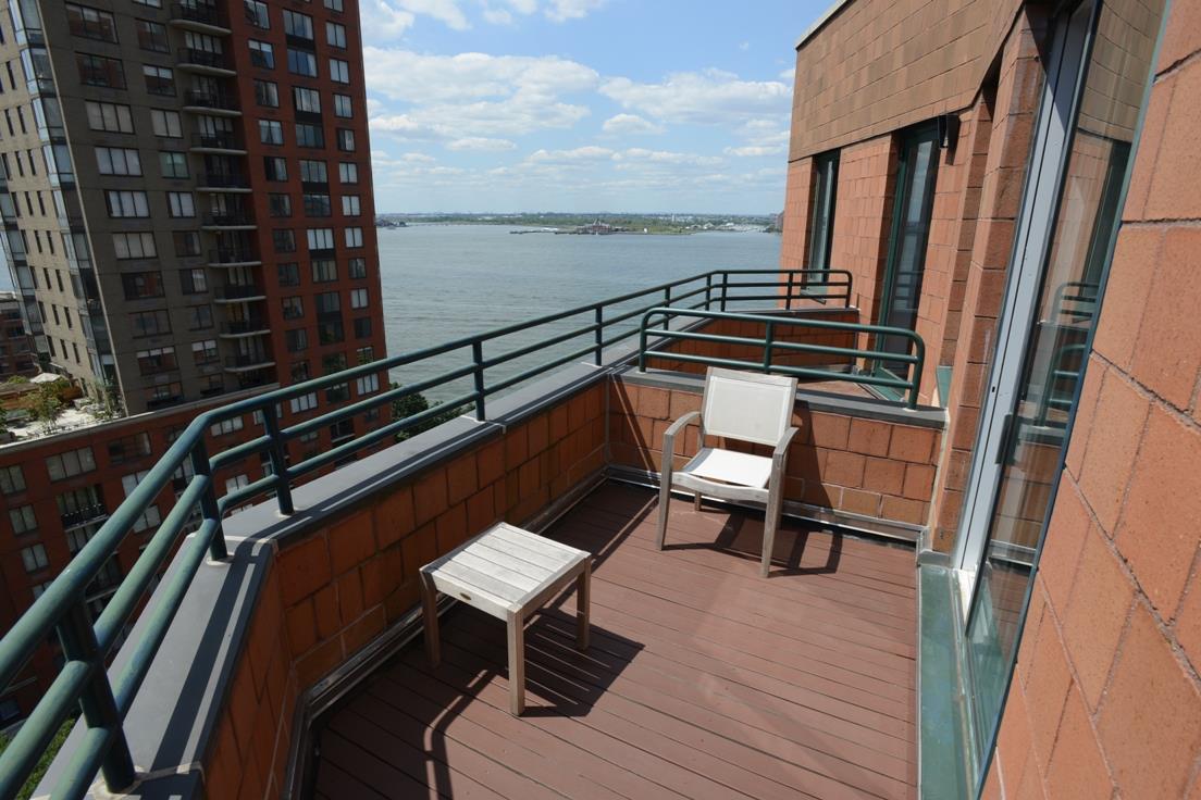 333 Rector Place PH-5S Battery Park City New York NY 10280