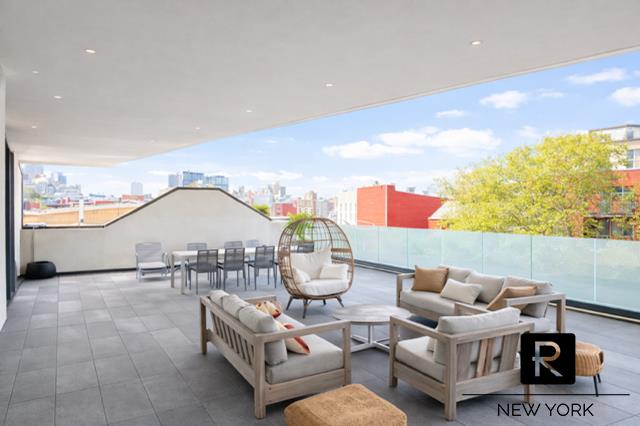 850 Metropolitan Avenue East Williamsburg Brooklyn NY 11211