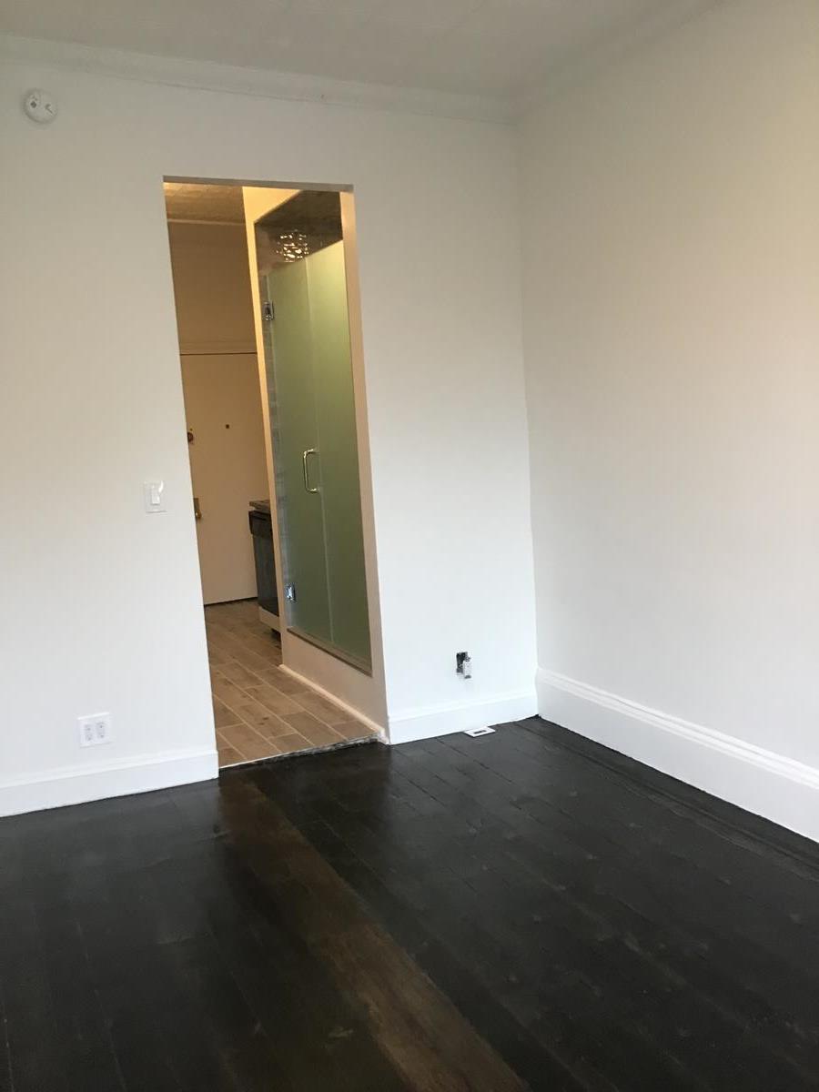 169 Avenue A 11 Lower East Side New York NY 10009