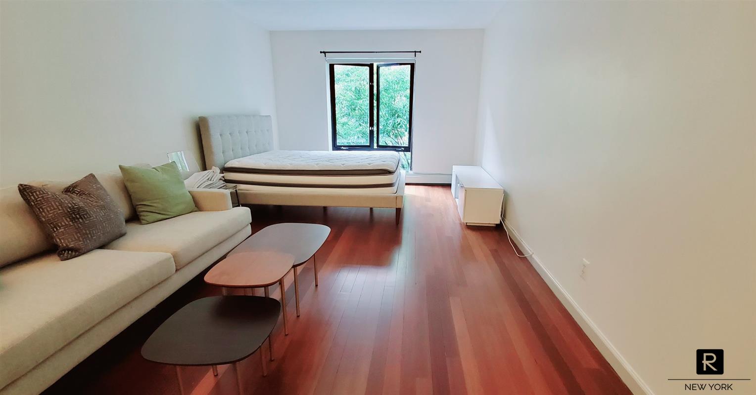 225 East 58th Street Midtown East New York NY 10022