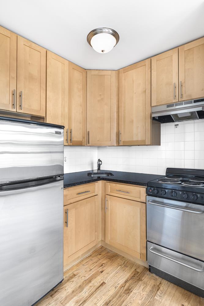 343 West 22nd Street 6 Chelsea New York NY 10011