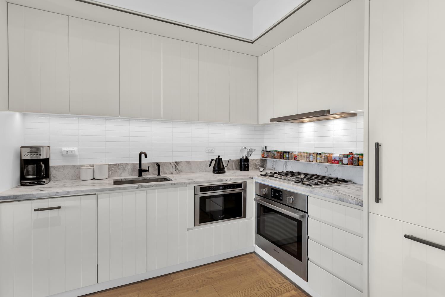 185 18th Street 602 Brooklyn NY 11215