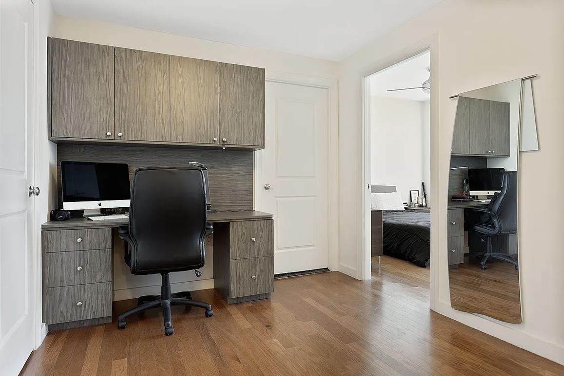 5-49 Borden Avenue Long Island City Queens NY 11101