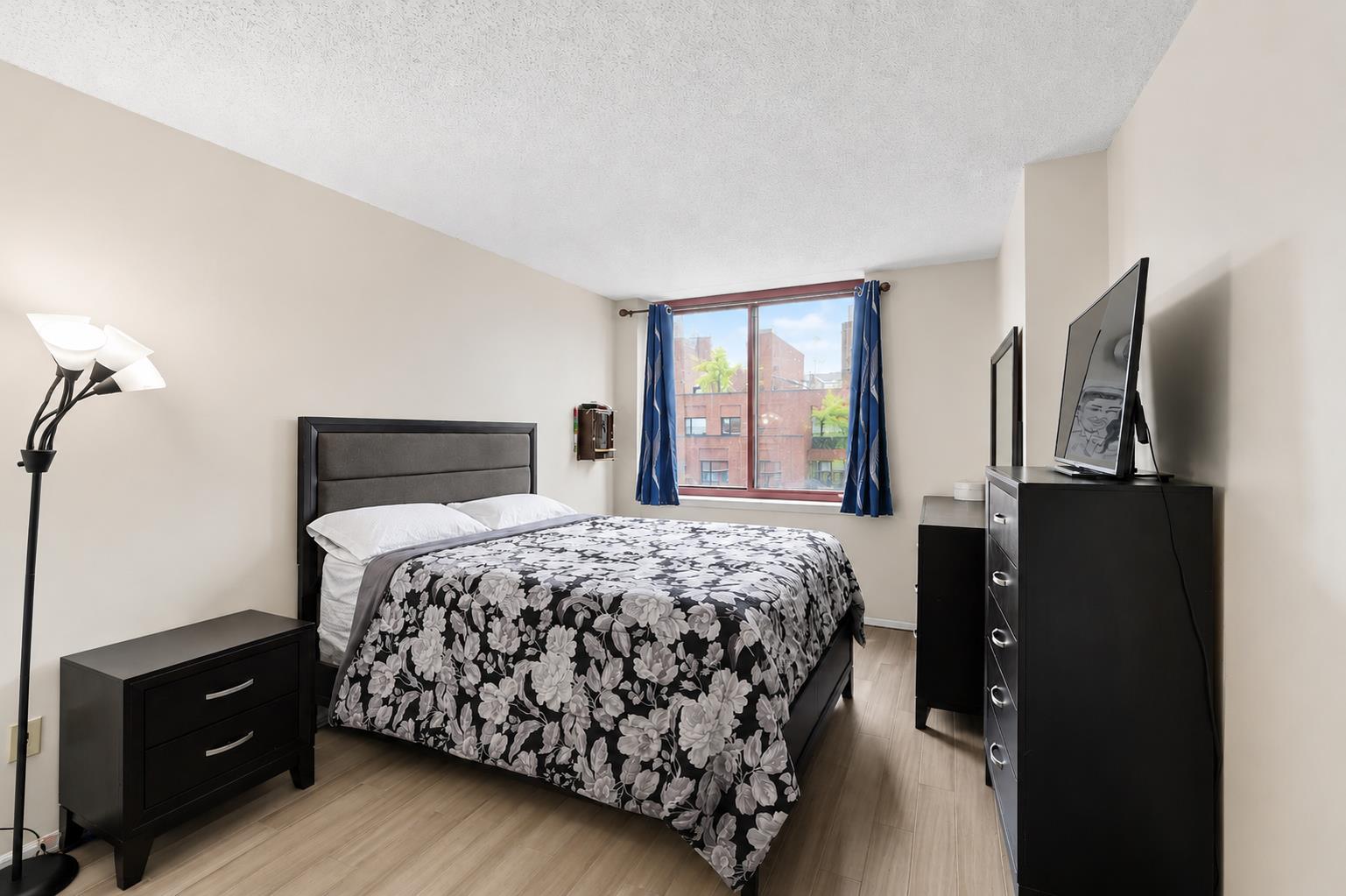 4-74 48th Avenue 14M Hunters Point Queens NY 11109