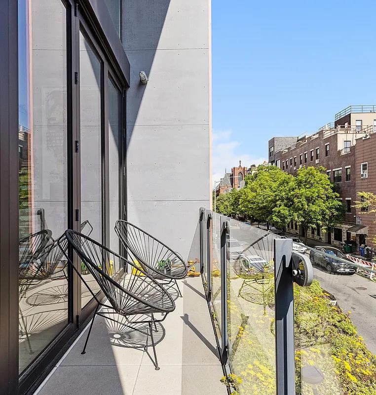 237 Devoe Street 2-F East Williamsburg Brooklyn NY 11211