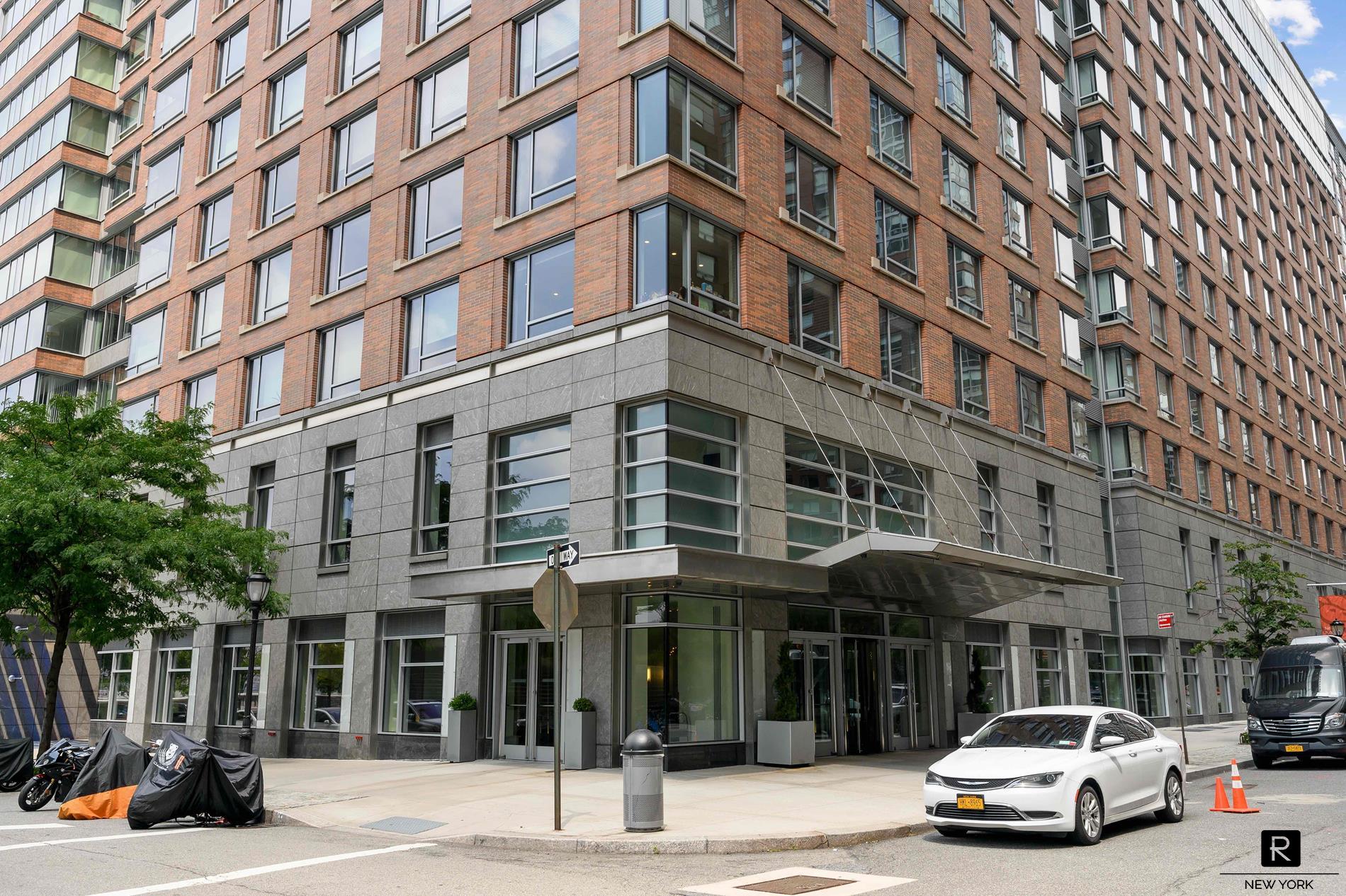 2 River Terrace, #10AE