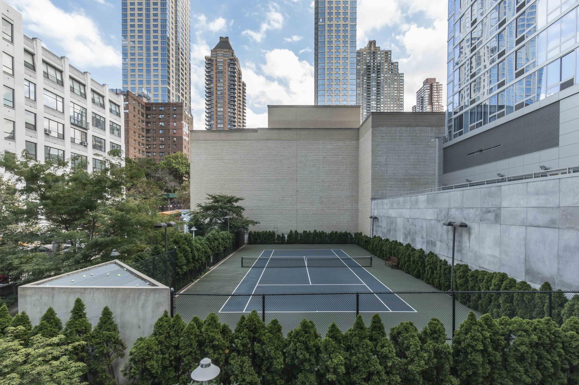 229 West 60th Street, #8P