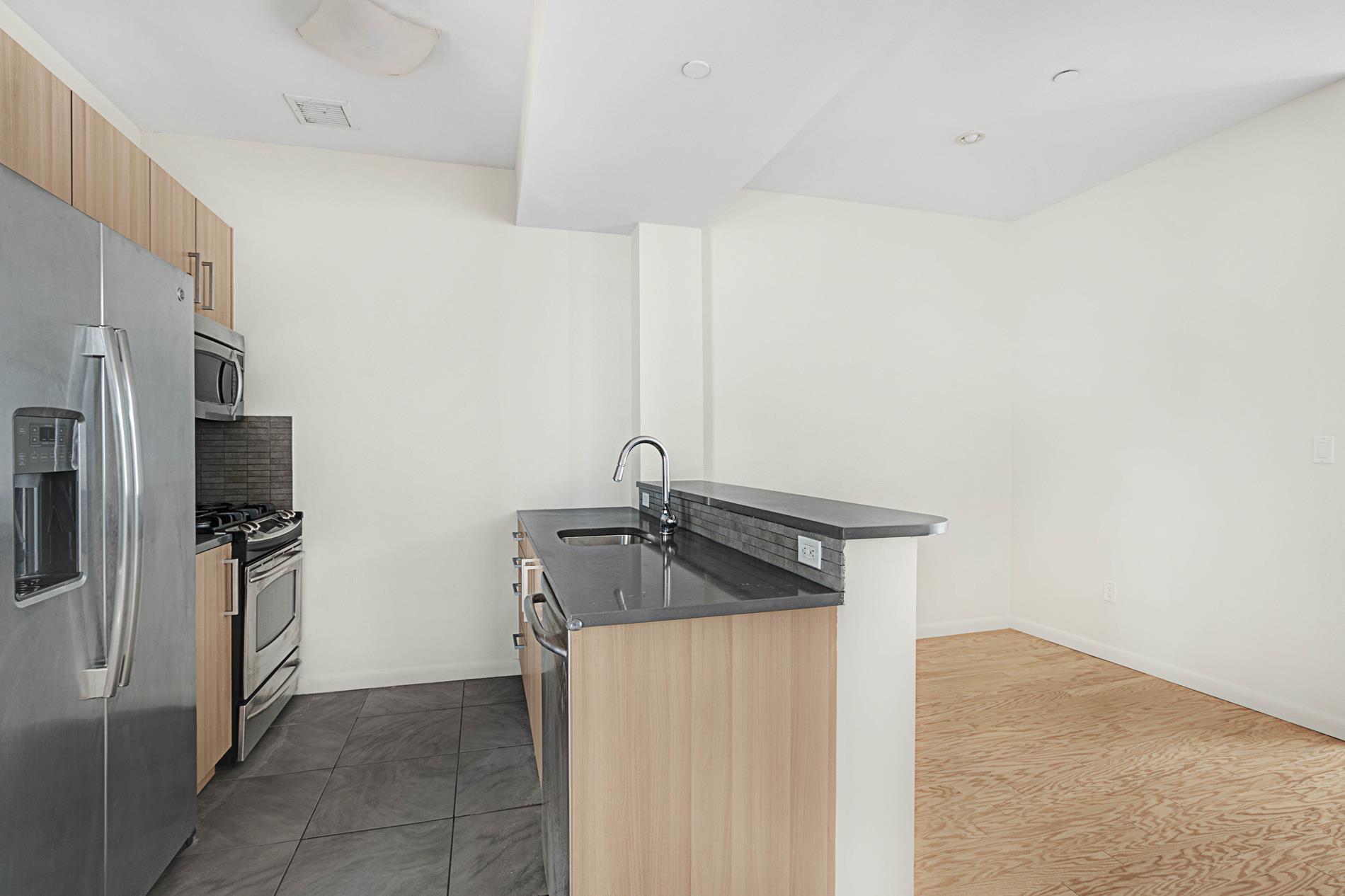 229 West 60th Street, #8P