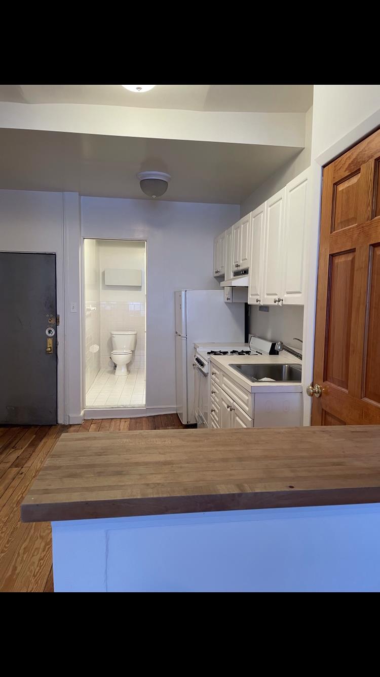 169 Avenue A 14 Lower East Side New York NY 10009